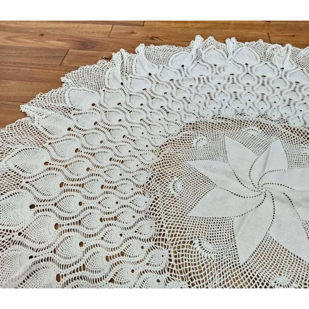 Vintage Crochet Tablecloth 65